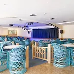 & By Dunas Hotel