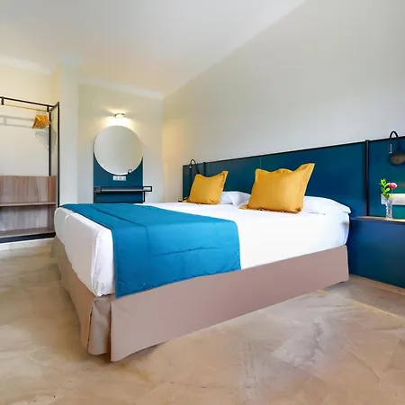 & By Dunas Hotel 4*